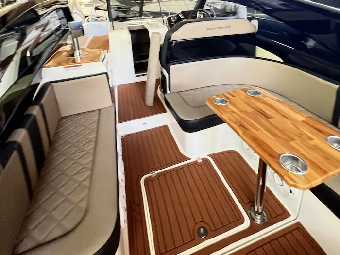 ROYAL MARINER 33 PES 5