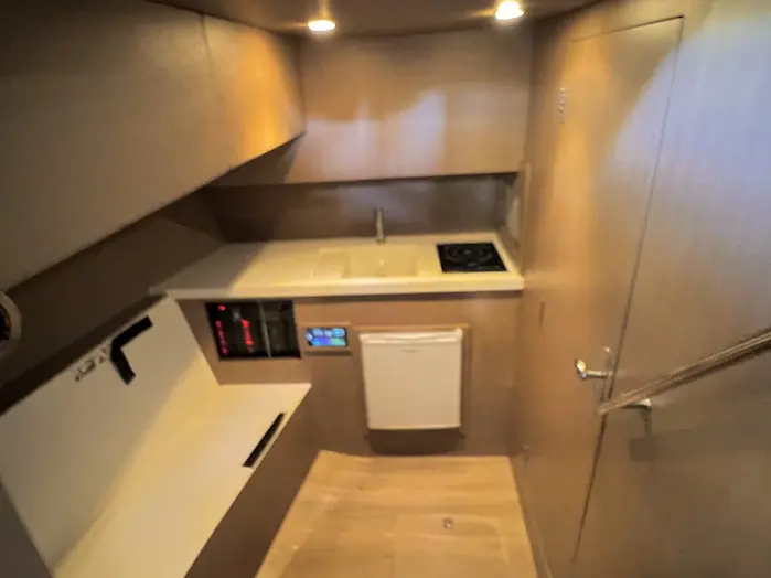 ROYAL MARINER 33 PES 6