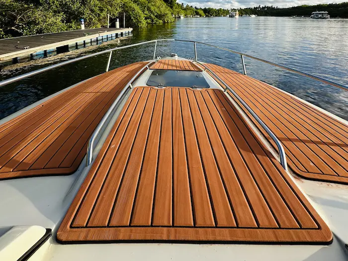 ALUGUEL DE LANCHAS EM PORTO DE GALINHAS - ALFA 30 PÉS - ARTHUR TURISMO (5)